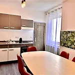 Apartment Geraeumige Im Herzen Kassels