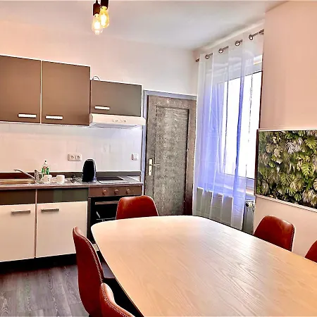 Apartment Geräumige Im Herzen Kassels